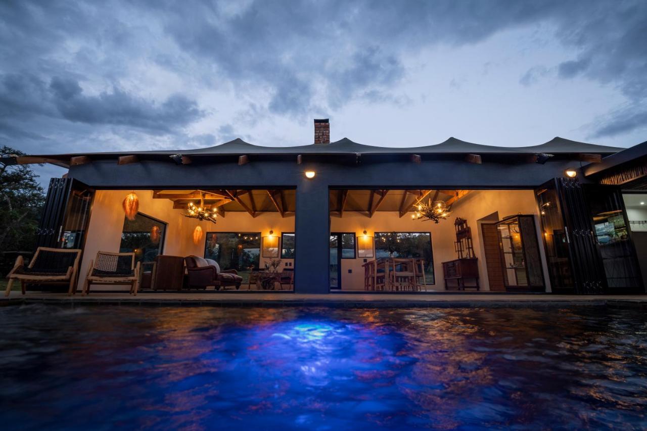 Sasi Africa Luxury Tented Bush Lodge Bergville Extérieur photo