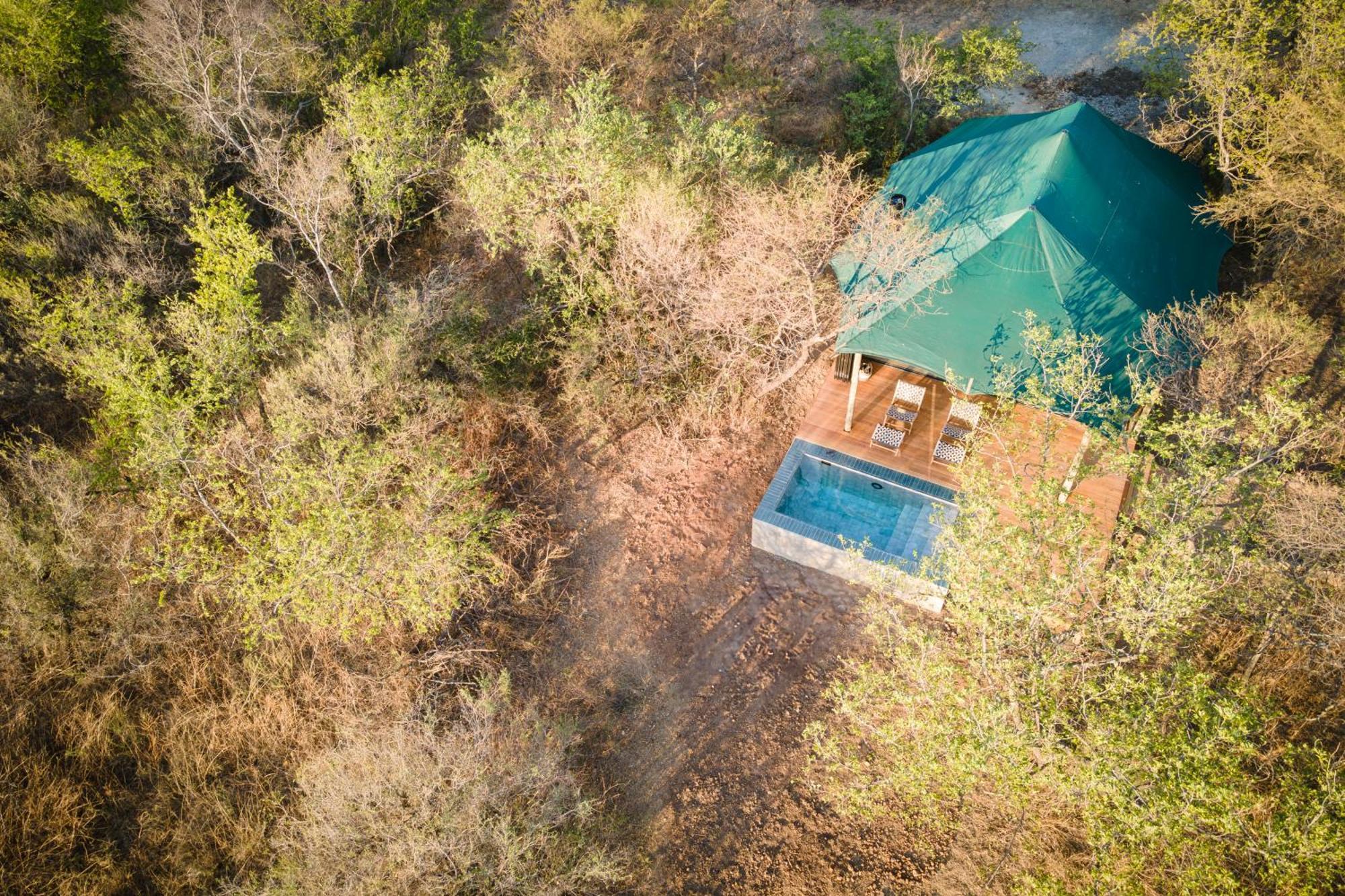 Sasi Africa Luxury Tented Bush Lodge Bergville Extérieur photo