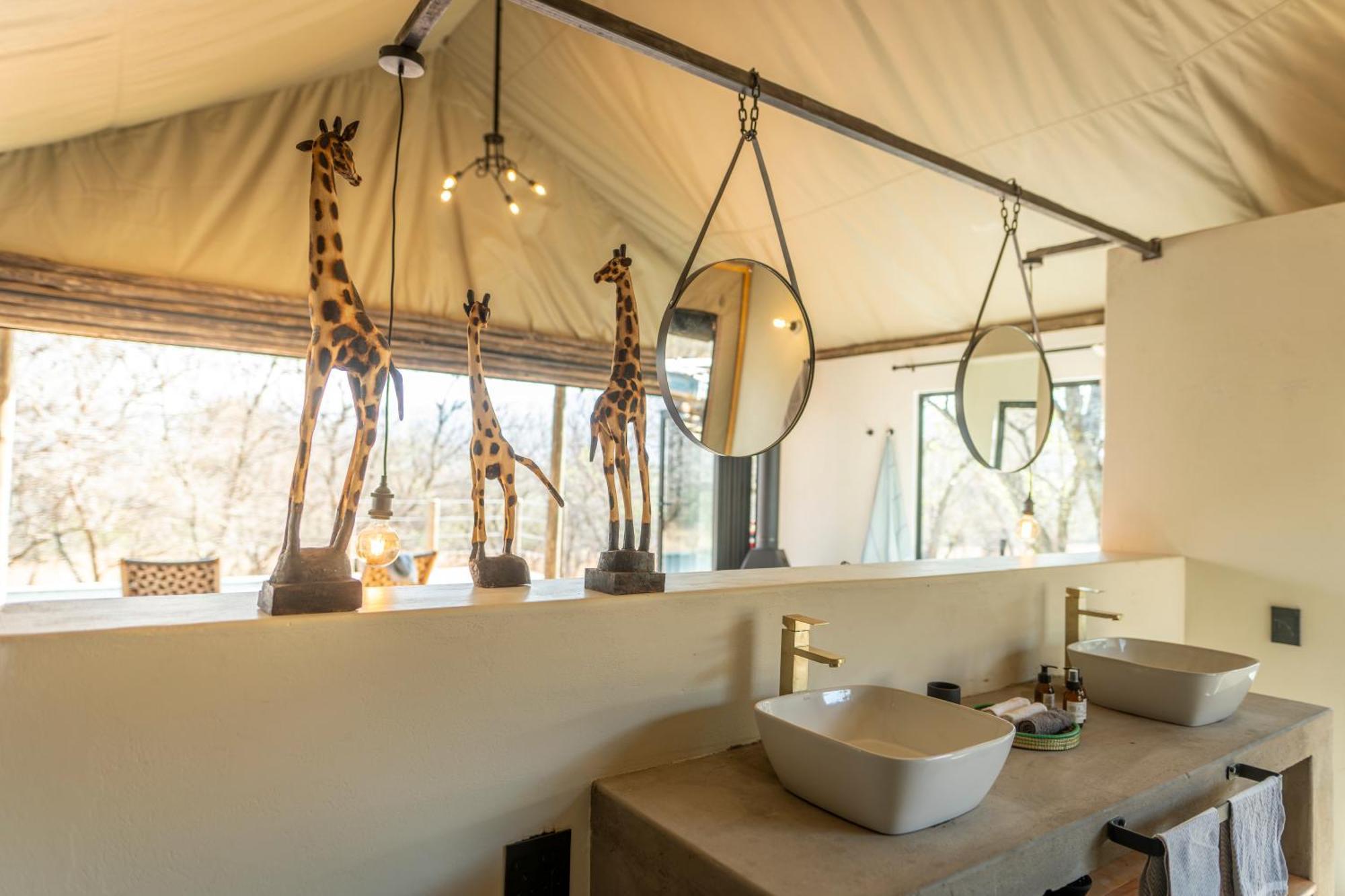 Sasi Africa Luxury Tented Bush Lodge Bergville Extérieur photo